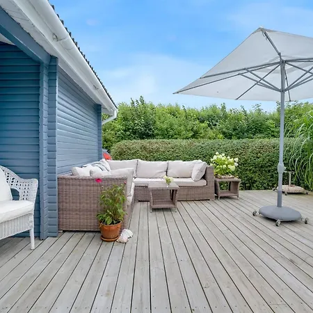 Otta - 150m From The Sea By Interhome